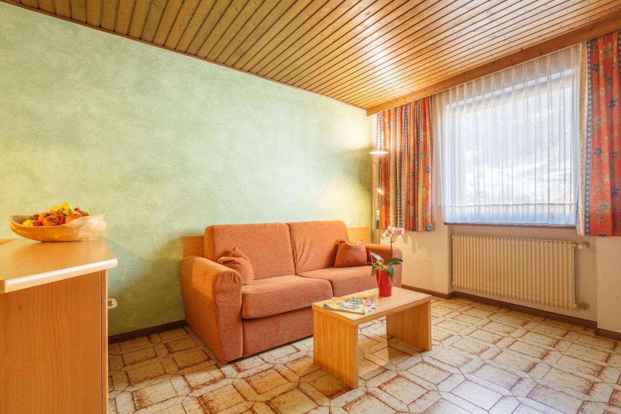 Residence Silvia San Candido Exterior photo