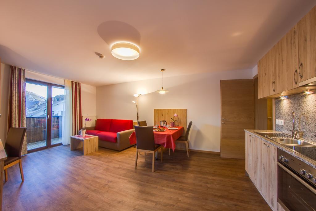 Residence Silvia San Candido Exterior photo