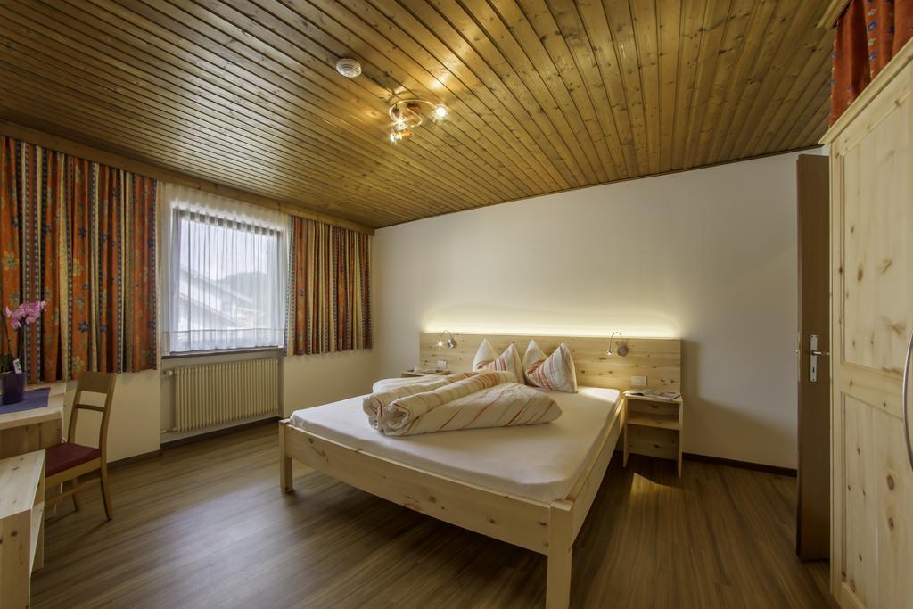 Residence Silvia San Candido Exterior photo