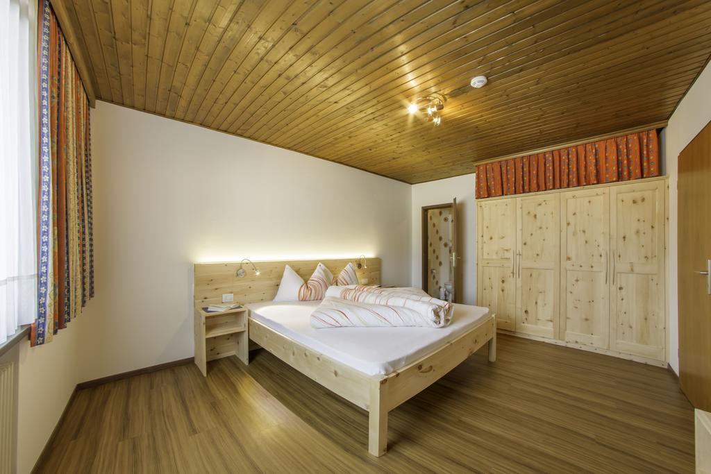 Residence Silvia San Candido Exterior photo